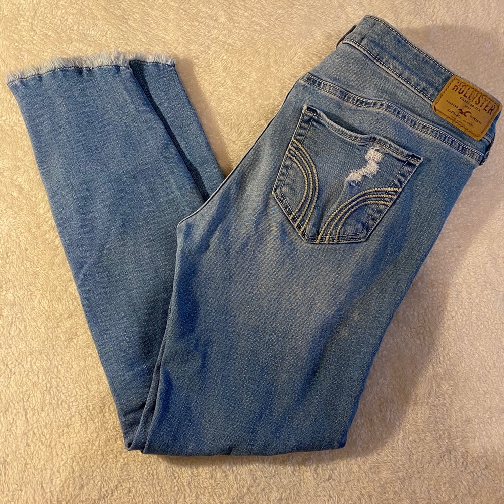 Hollister crop jeans